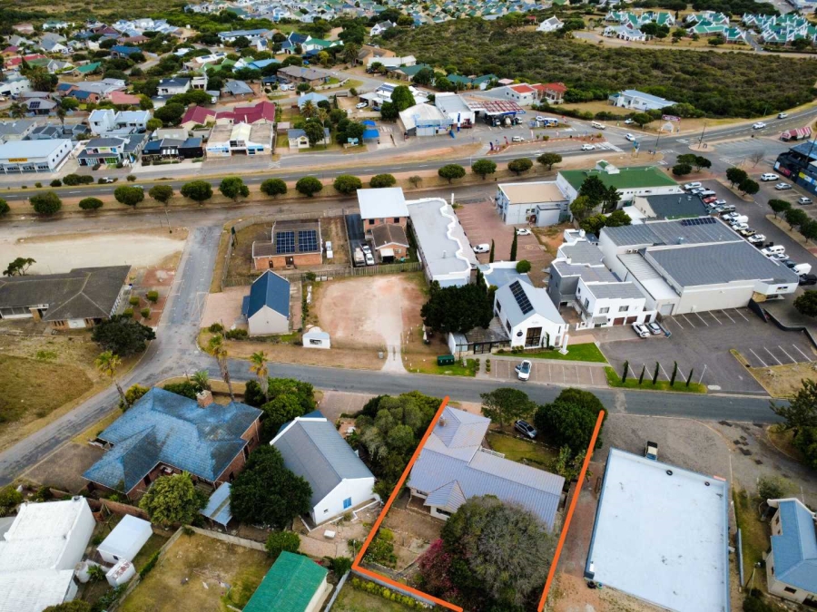 3 Bedroom Property for Sale in Stilbaai Wes Western Cape